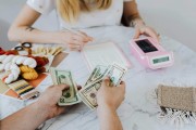 保險費用和保障內容是否成正比？