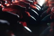 白酒半年報(bào)：繼續(xù)下行，白酒行業(yè)何時(shí)“云開(kāi)見(jiàn)月”？