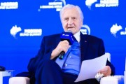 歐洲央行原行長Jean-Claude Trichet：歐洲利率可能下調25個基點